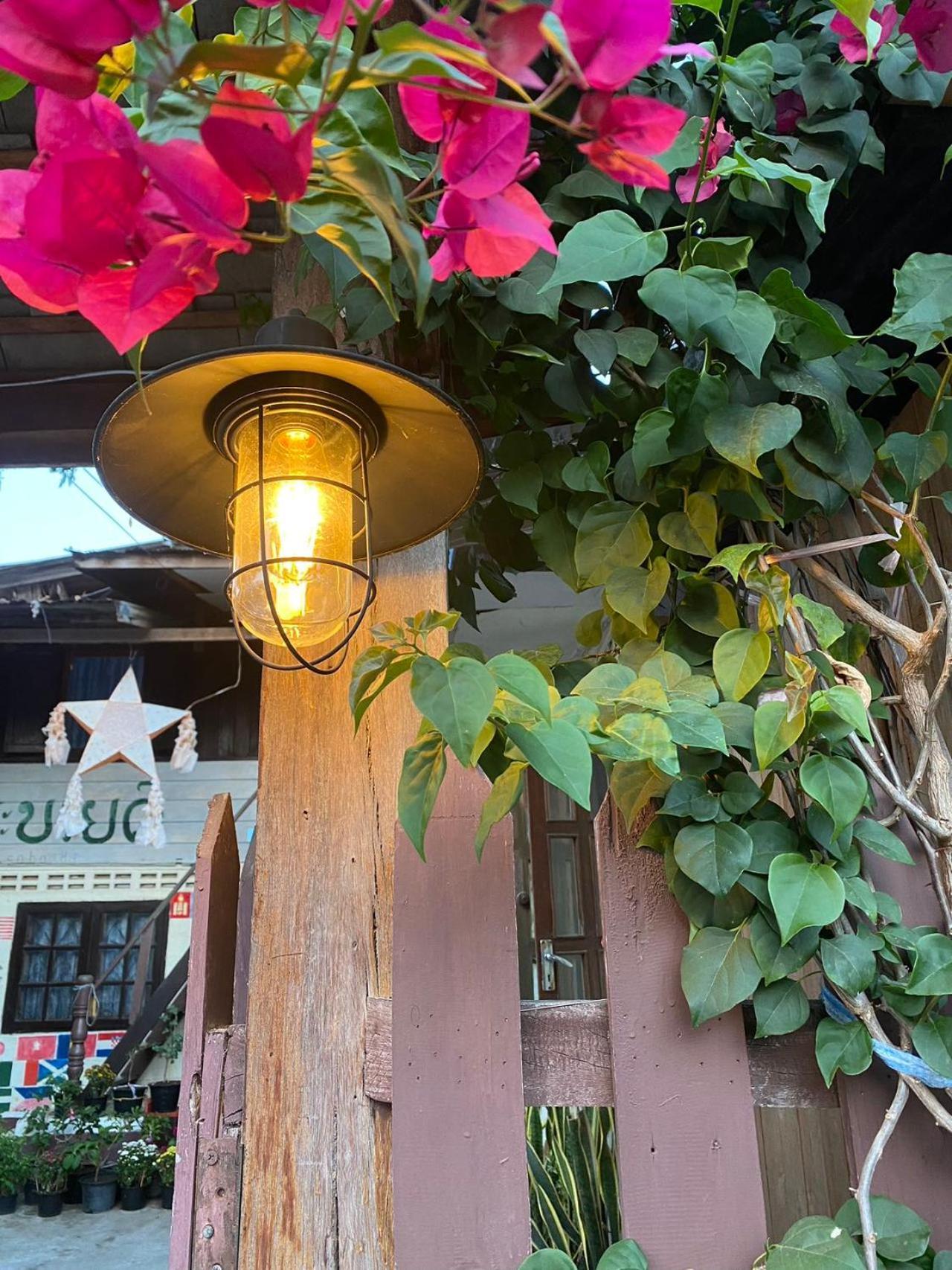 Khonesavane Hostel Luang Prabang Exteriér fotografie